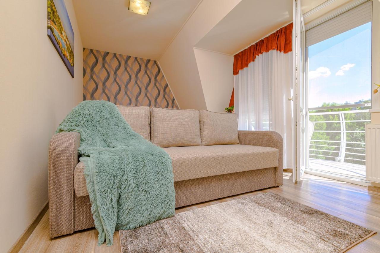 ILLÉS Apartmanok II. Hajdúszoboszló Extérieur photo