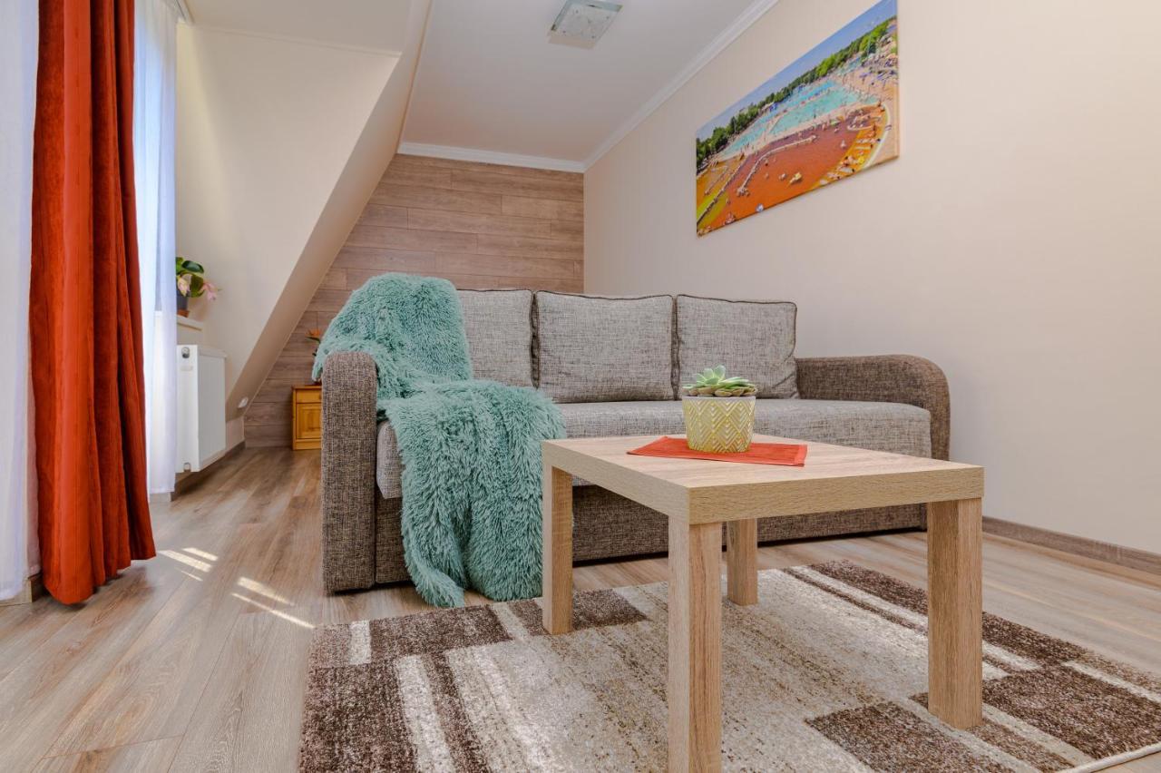 ILLÉS Apartmanok II. Hajdúszoboszló Extérieur photo